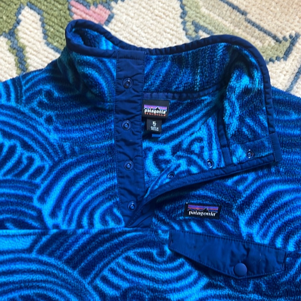 Patagonia fleece pullover